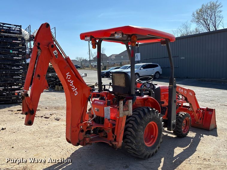 image for item FB3293 Kubota B26 backhoe