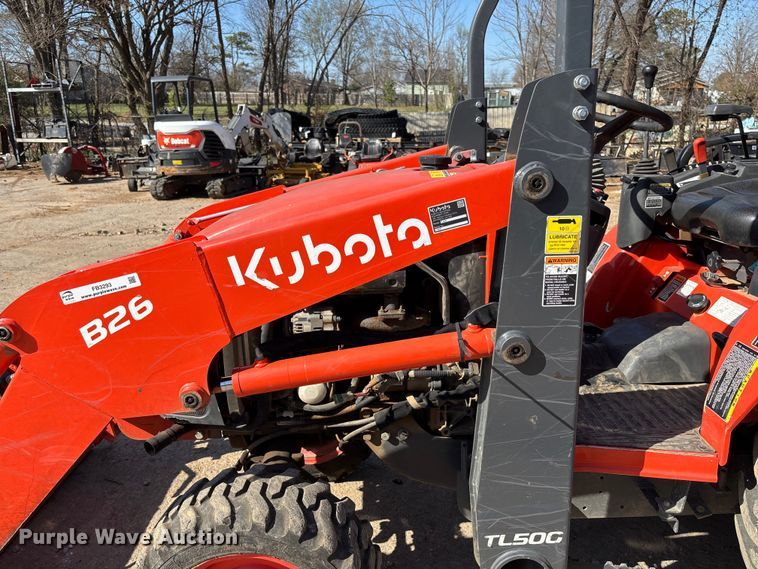 image for item FB3293 Kubota B26 backhoe