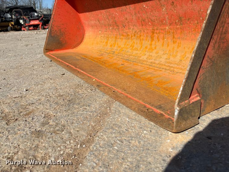 image for item FB3293 Kubota B26 backhoe