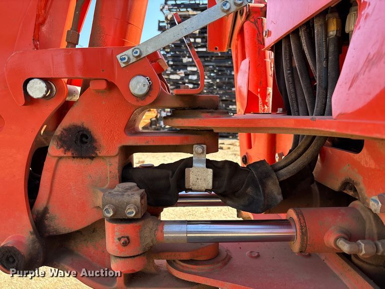 image for item FB3293 Kubota B26 backhoe