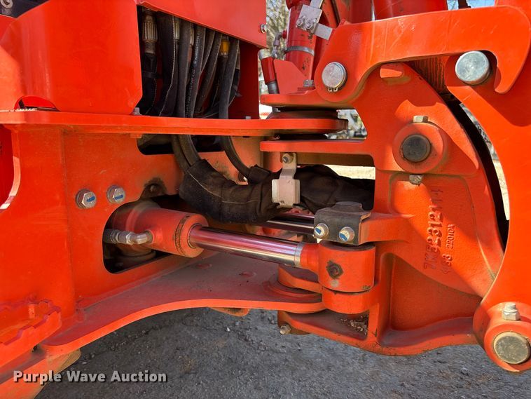 image for item FB3293 Kubota B26 backhoe