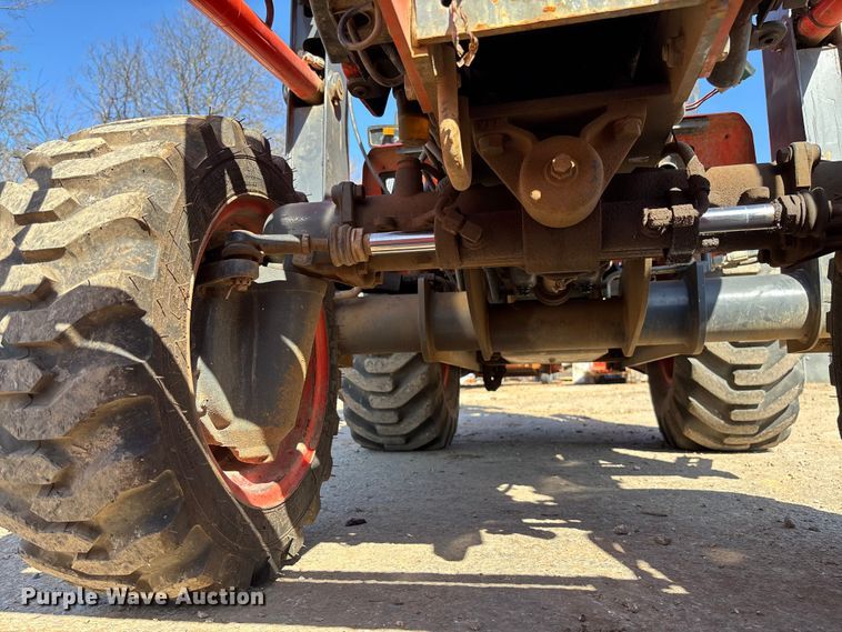 image for item FB3293 Kubota B26 backhoe