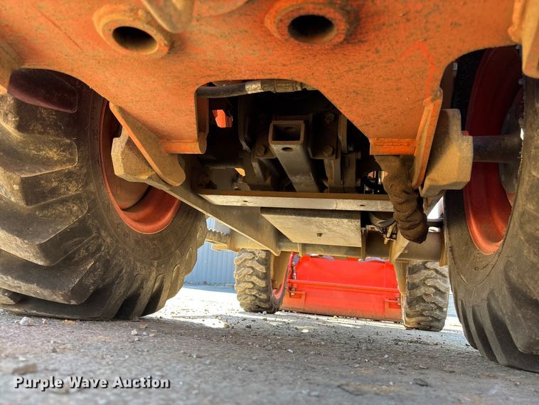 image for item FB3293 Kubota B26 backhoe