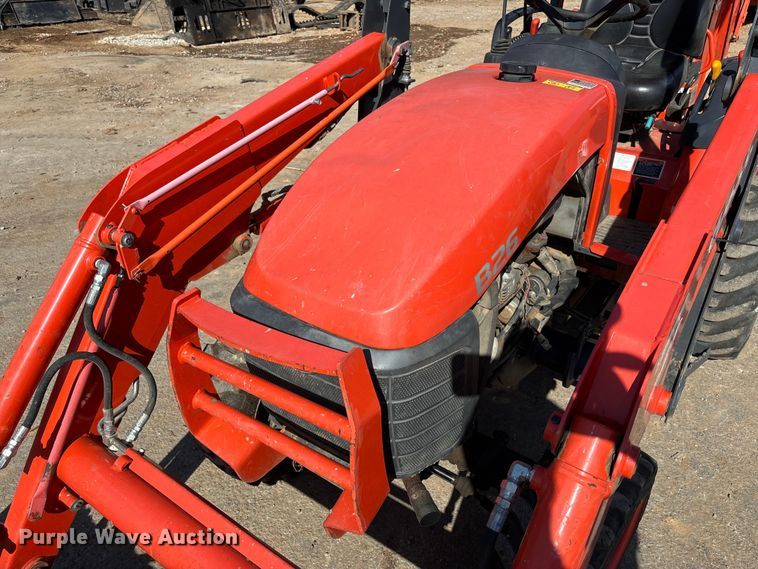 image for item FB3293 Kubota B26 backhoe