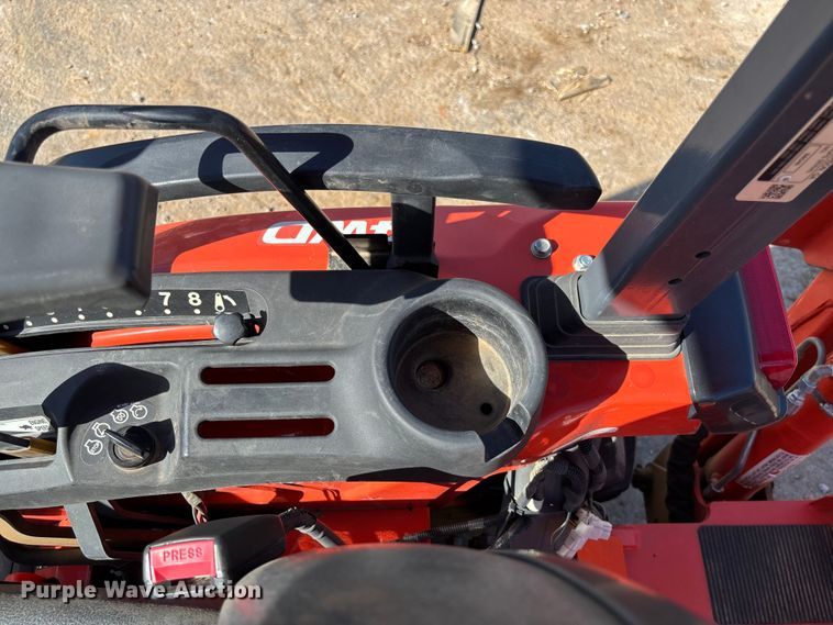 image for item FB3293 Kubota B26 backhoe