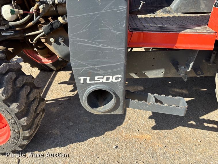 image for item FB3293 Kubota B26 backhoe