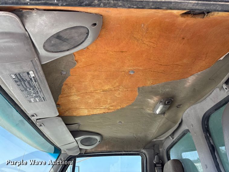 image for item FB3301 1997 Ford LT9513 dump truck