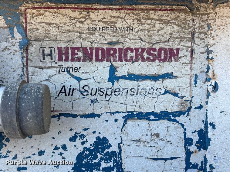 image for item FB3589 1995 Midland bottom dump trailer