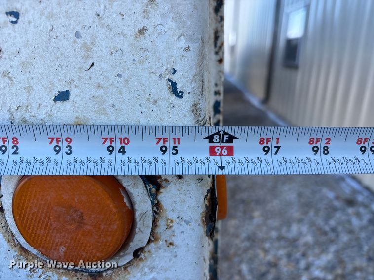 image for item FB3589 1995 Midland bottom dump trailer