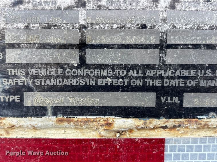 image for item FB3589 1995 Midland bottom dump trailer