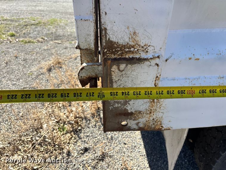 image for item FB5507 2014 Freightliner Cascadia dump truck