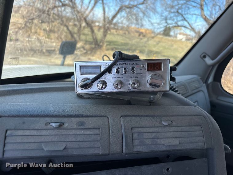 image for item FB5507 2014 Freightliner Cascadia dump truck