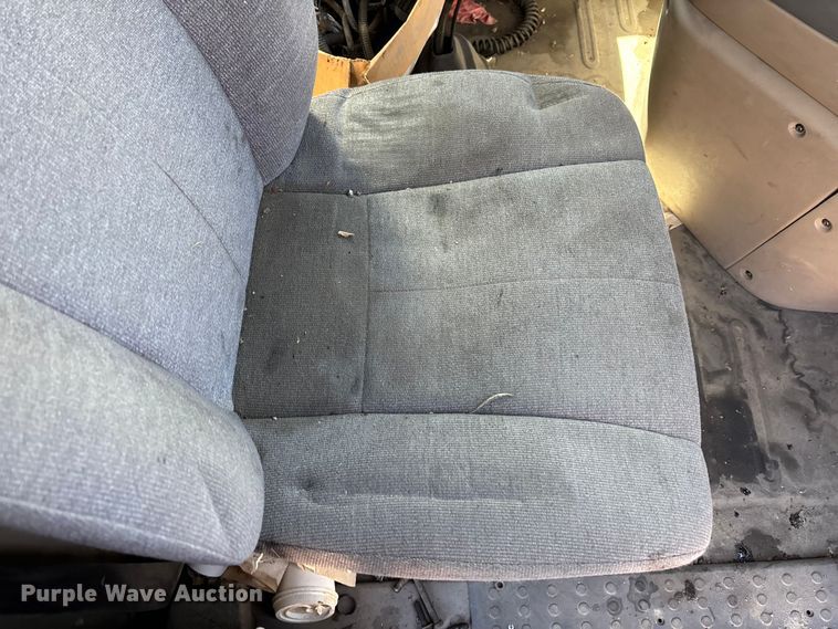 image for item FB5507 2014 Freightliner Cascadia dump truck