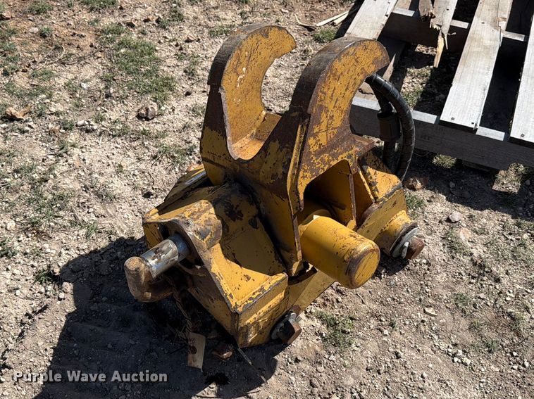 image for item FB8017 Caterpillar 279-3855 hydraulic quick coupler