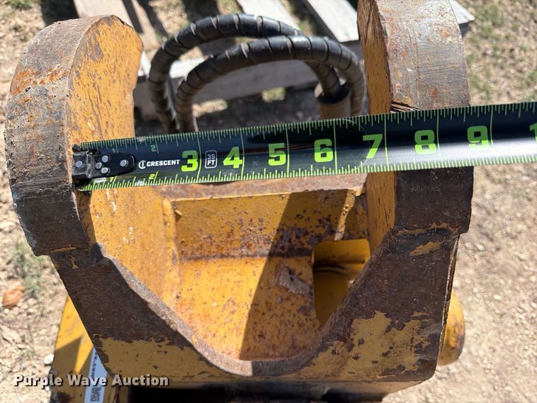 image for item FB8017 Caterpillar 279-3855 hydraulic quick coupler