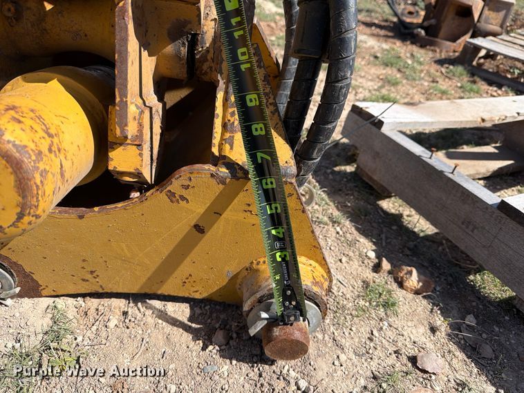 image for item FB8017 Caterpillar 279-3855 hydraulic quick coupler