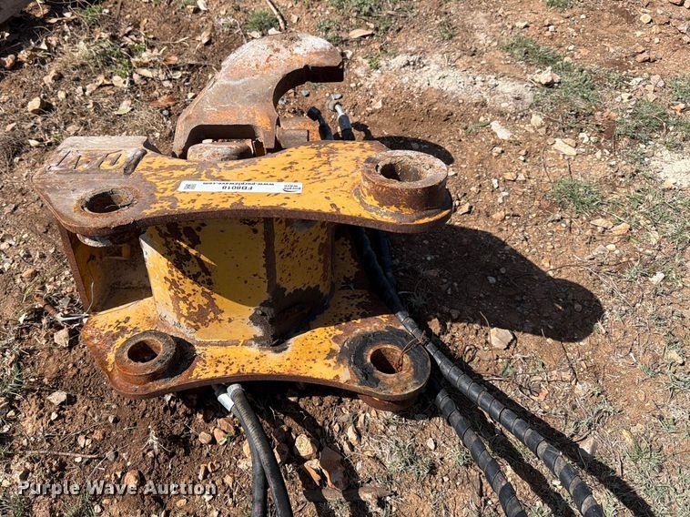 image for item FB8018 Caterpillar 279-3855 hydraulic quick coupler