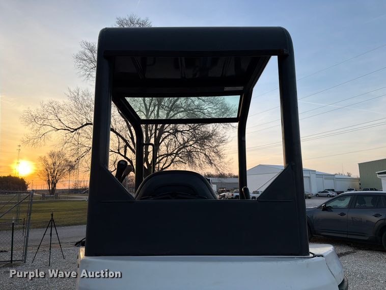 image for item FB8032 2017 Bobcat E26 mini excavator