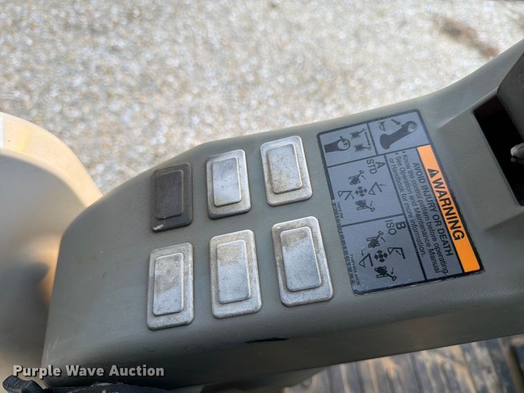 image for item FB8032 2017 Bobcat E26 mini excavator