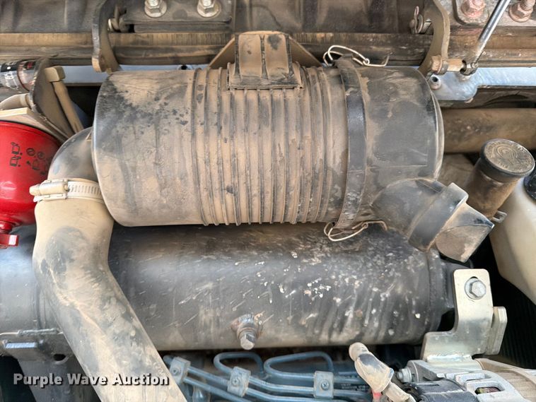 image for item FB8032 2017 Bobcat E26 mini excavator