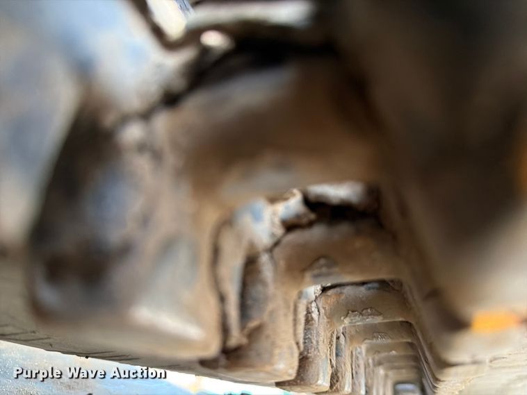 image for item FB8032 2017 Bobcat E26 mini excavator