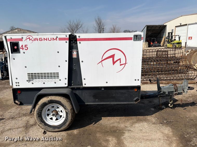 image for item FB8047 2013 Magnum MMG45 generator