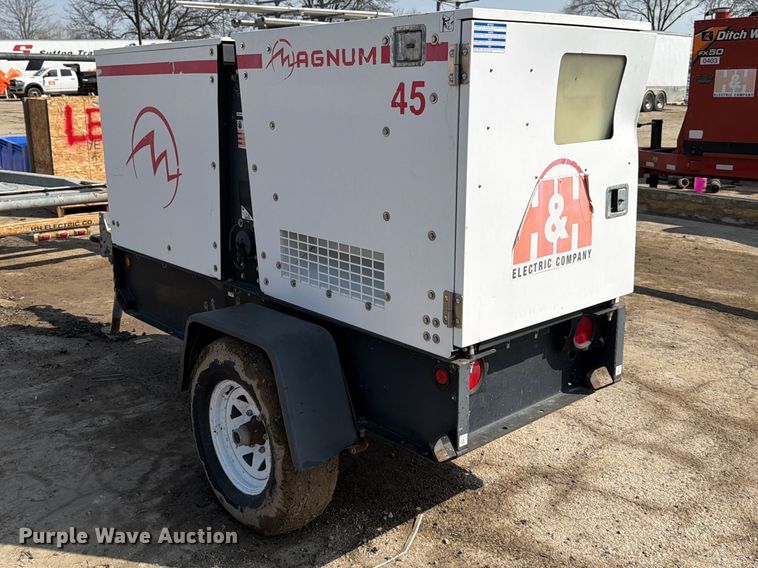 image for item FB8047 2013 Magnum MMG45 generator