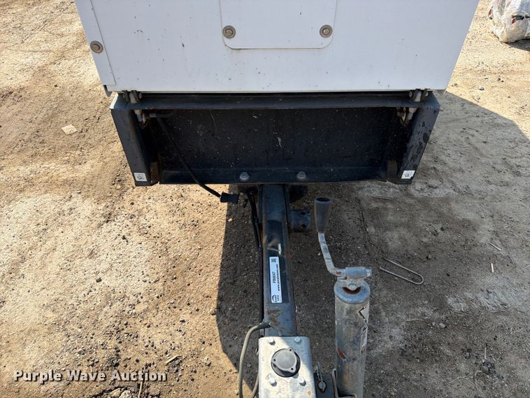 image for item FB8047 2013 Magnum MMG45 generator