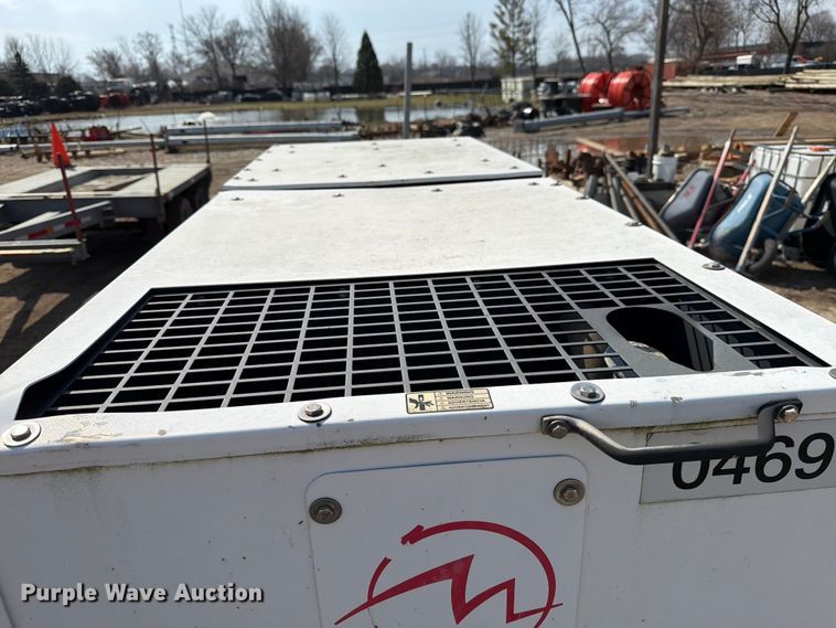 image for item FB8047 2013 Magnum MMG45 generator