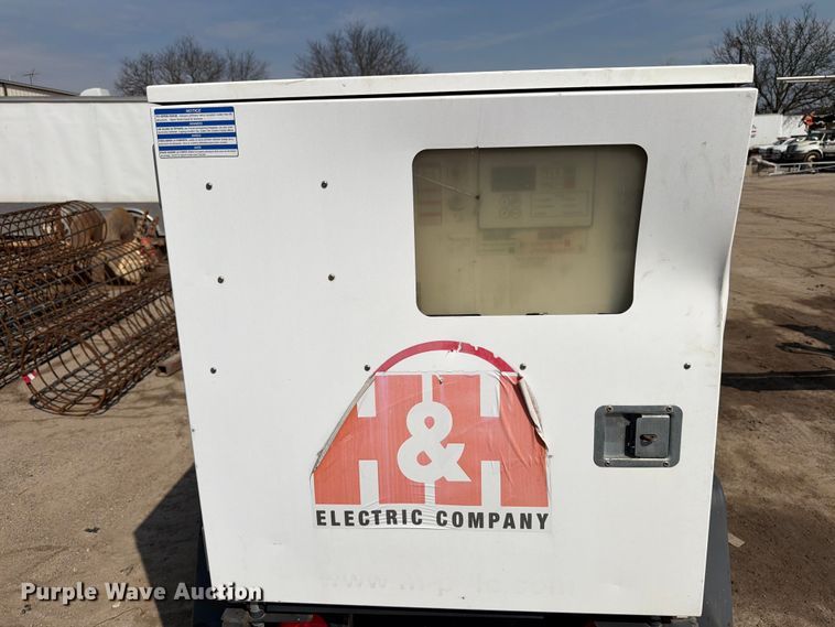 image for item FB8047 2013 Magnum MMG45 generator