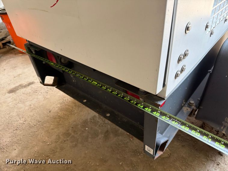 image for item FB8047 2013 Magnum MMG45 generator