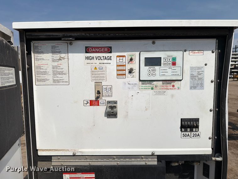 image for item FB8047 2013 Magnum MMG45 generator