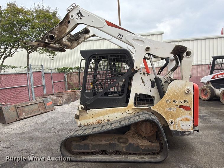 image for item FB8058 2019 Bobcat T650 tracked skid steer loader