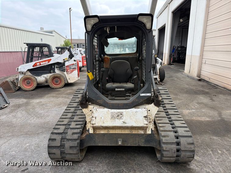 image for item FB8058 2019 Bobcat T650 tracked skid steer loader