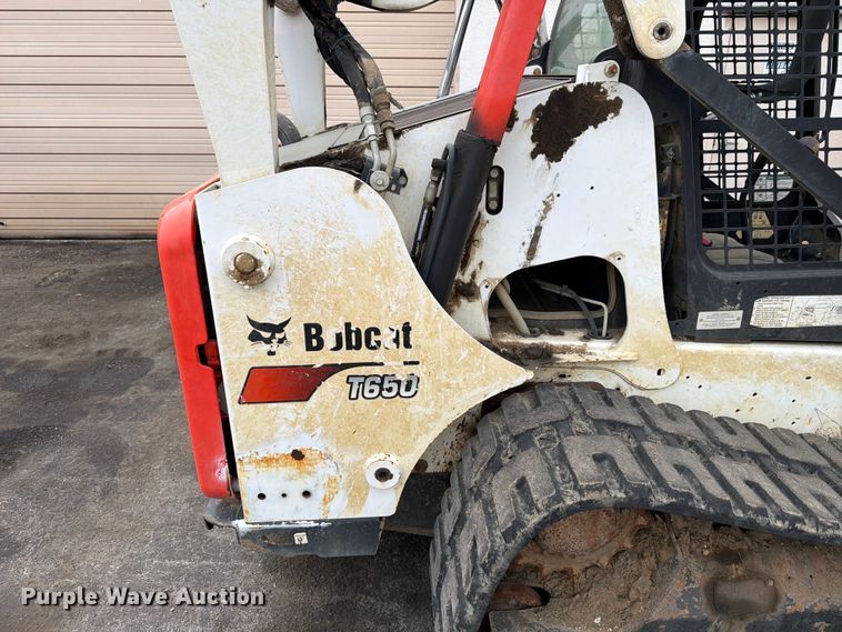 image for item FB8058 2019 Bobcat T650 tracked skid steer loader