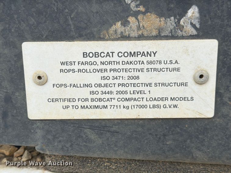 image for item FB8058 2019 Bobcat T650 tracked skid steer loader