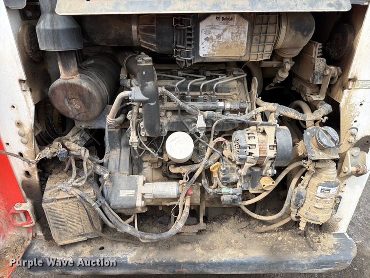 image for item FB8058 2019 Bobcat T650 tracked skid steer loader