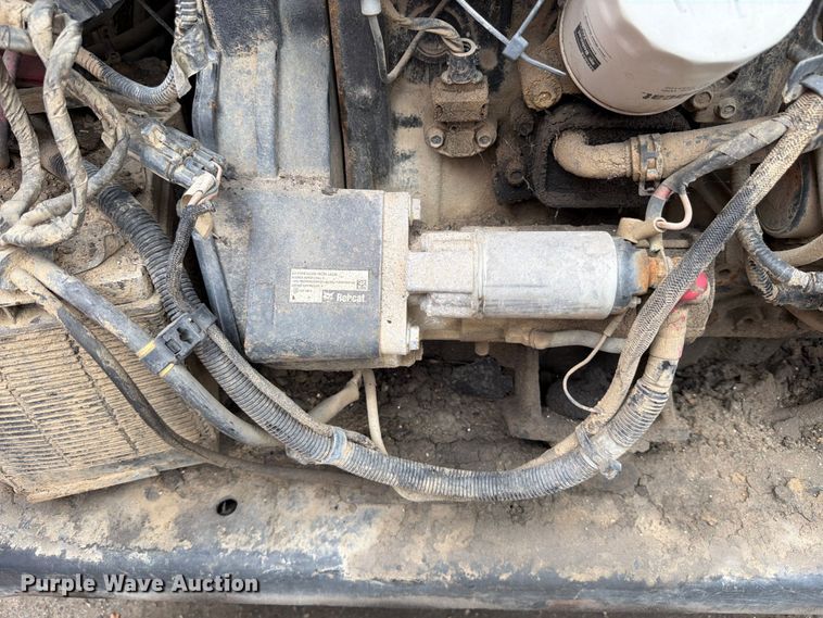 image for item FB8058 2019 Bobcat T650 tracked skid steer loader