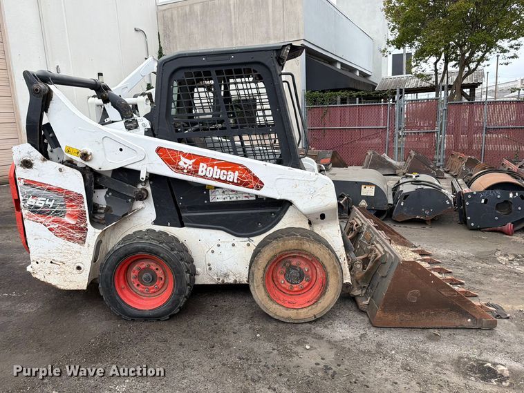 image for item FB8059 2021 Bobcat S64 skid steer loader