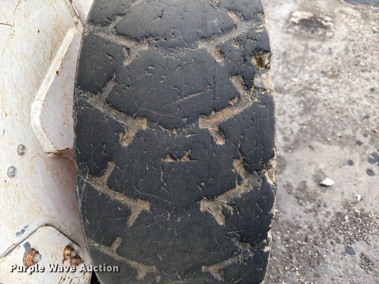 image for item FB8059 2021 Bobcat S64 skid steer loader