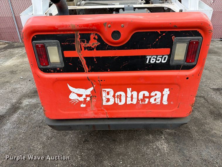 image for item FB8060 2018 Bobcat T650 tracked skid steer loader