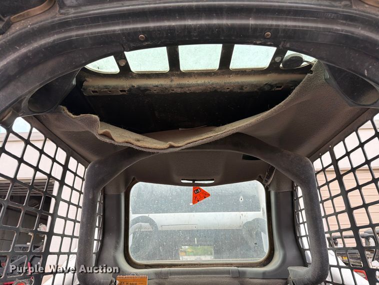 image for item FB8060 2018 Bobcat T650 tracked skid steer loader