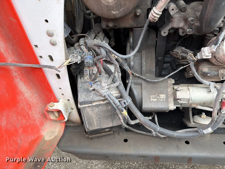 image for item FB8060 2018 Bobcat T650 tracked skid steer loader