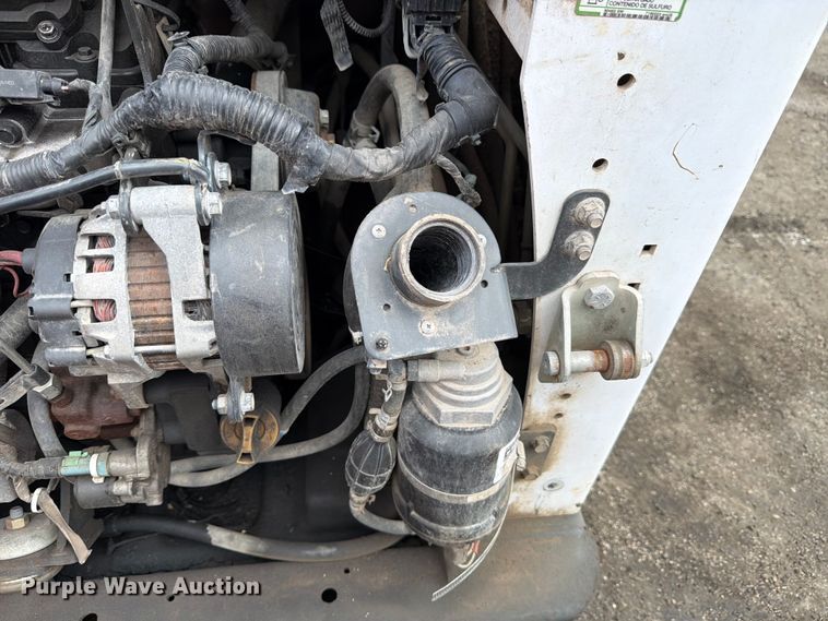 image for item FB8060 2018 Bobcat T650 tracked skid steer loader