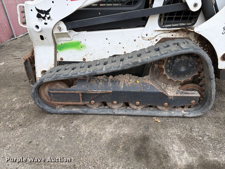 image for item FB8060 2018 Bobcat T650 tracked skid steer loader