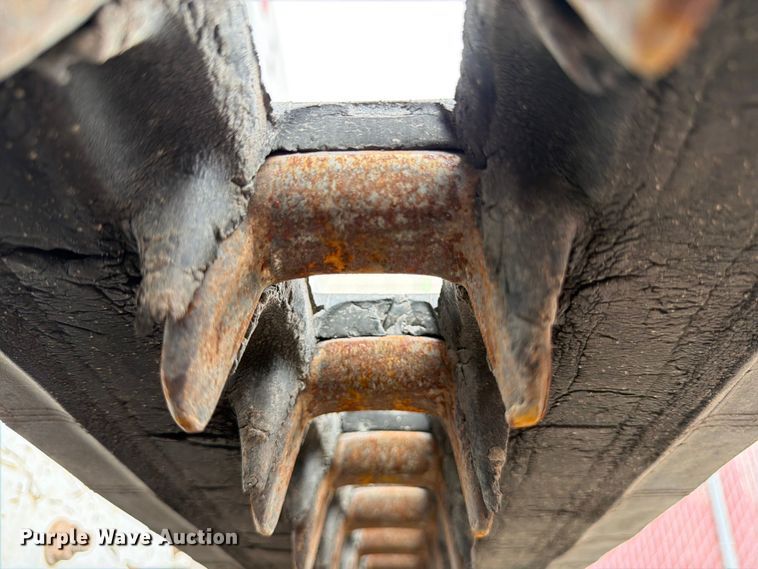 image for item FB8060 2018 Bobcat T650 tracked skid steer loader