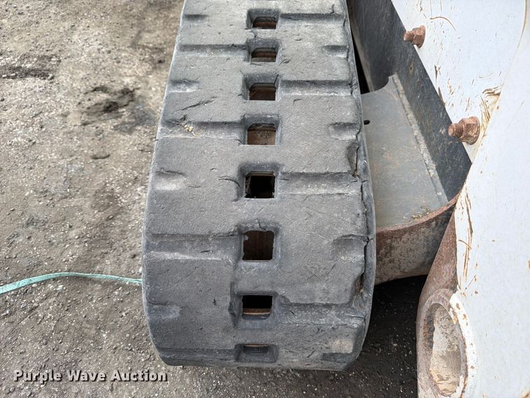 image for item FB8060 2018 Bobcat T650 tracked skid steer loader