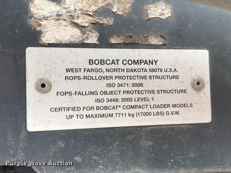 image for item FB8060 2018 Bobcat T650 tracked skid steer loader