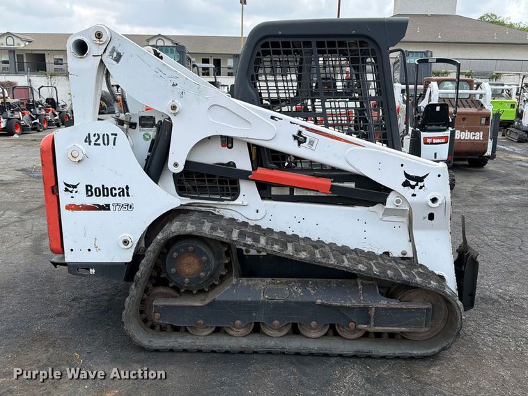 image for item FB8061 2016 Bobcat T750 tracked skid steer loader