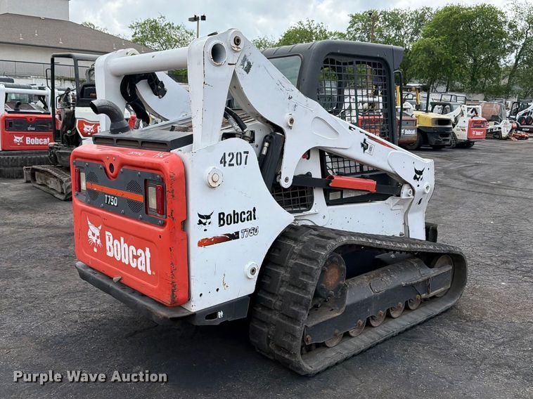 image for item FB8061 2016 Bobcat T750 tracked skid steer loader